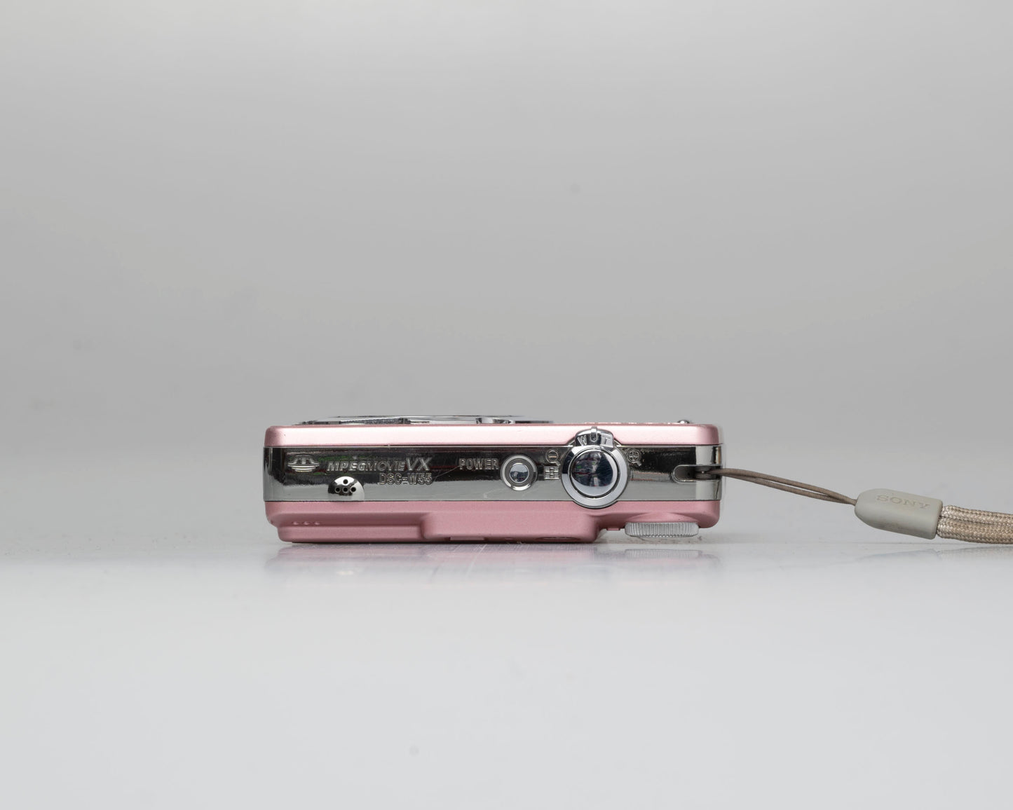 Sony Cyber-Shot DSC-W55 7.2 MP digicam w/ 8 GB memory card + charger + battery + case (serial 7444403)