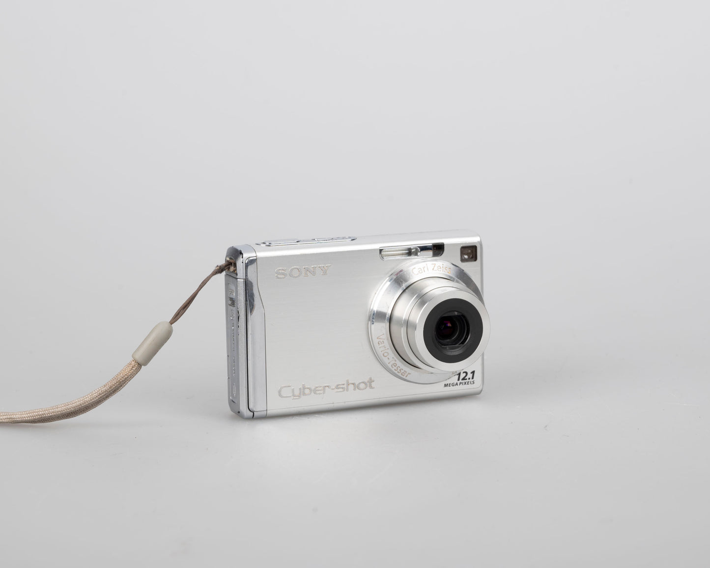 Appareil photo numérique Sony Cyber-Shot DSC-W200 12,1 MP avec carte mémoire 4 Go + chargeur + batterie