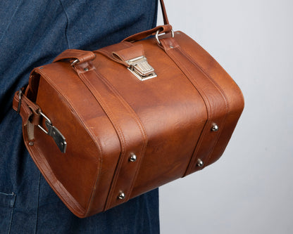 Sac à bandoulière en similicuir vintage des années 1970