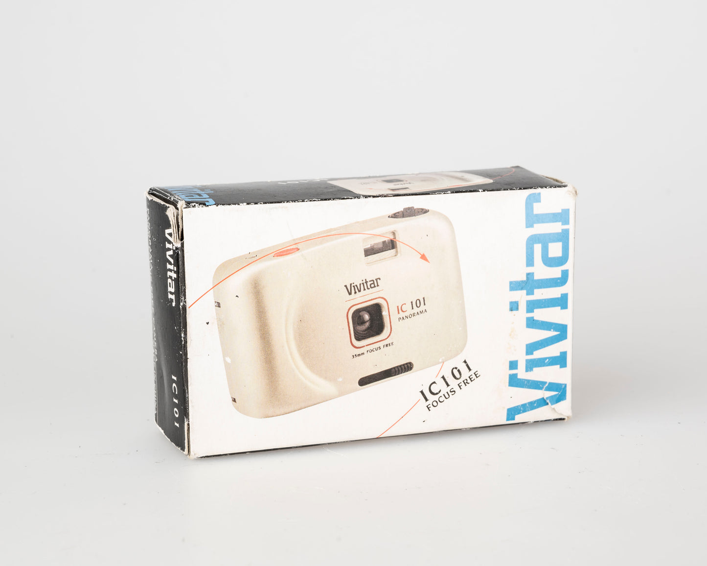 Vivitar IC 101 Panorama 35mm camera w/ original box and case