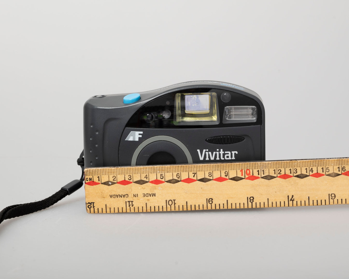 Vivitar Spree Big View AF Date 35mm camera w/ case