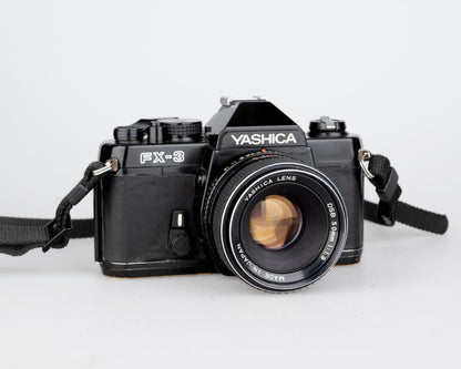 Reflex Yashica FX-3 35 mm avec objectif 50 mm f1.9 (série 287813)