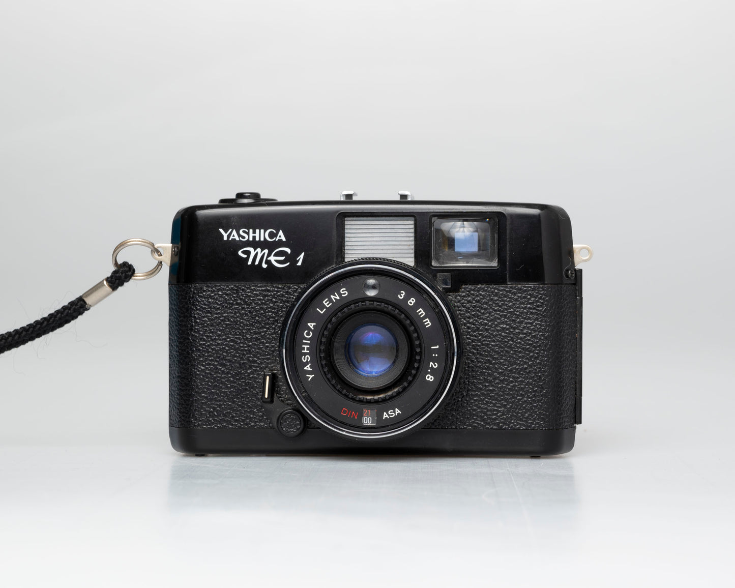 Yashica ME-1 35mm viewfinder camera w/ CS-10 flash (serial 059277) | film🎞tested