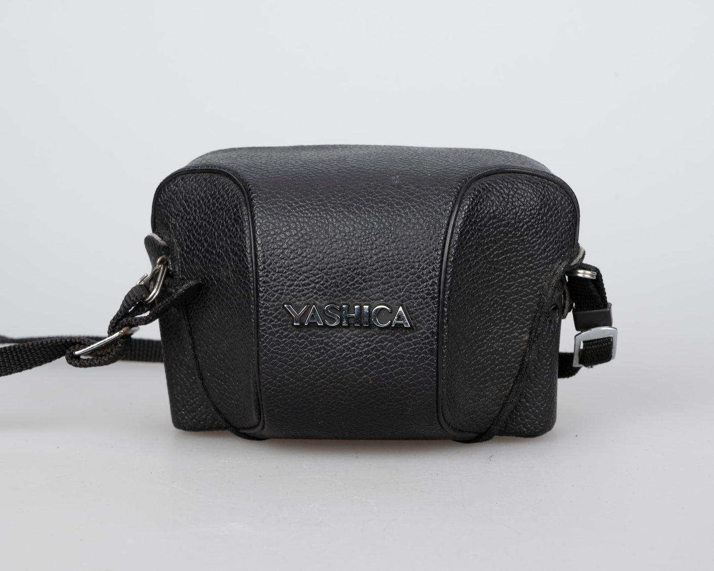 Yashica MF-1 35mm viewfinder camera w/ ever-ready case (serial 5295469)