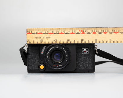 Yashica Auto Focus S 35mm point-and-shoot camera (serial 5036527) | film🎞tested