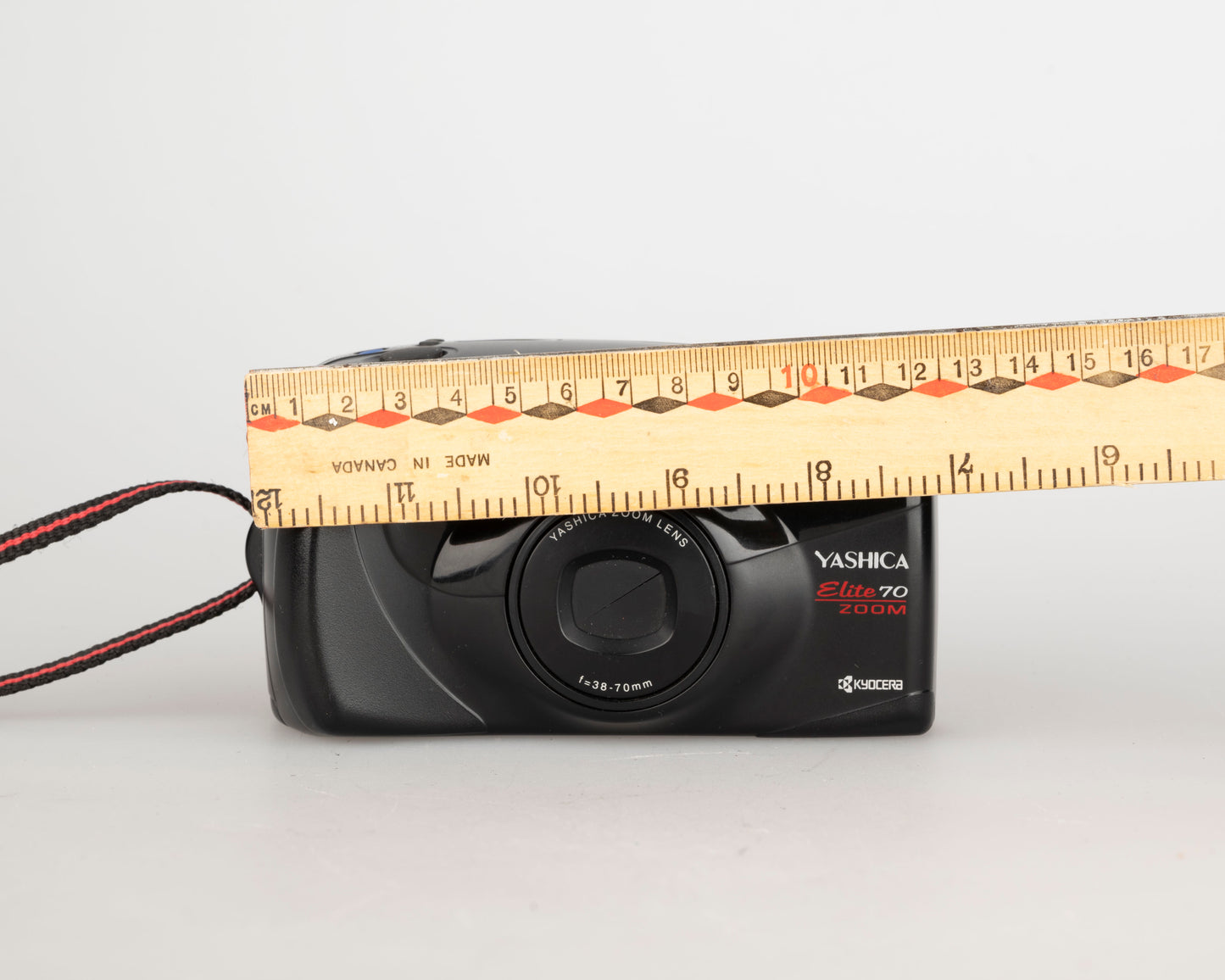 Yashica Elite Zoom 70 35mm film camera (serial 041716)