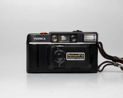 Yashica Partner AF-D 35mm film camera w/ case (5235485)