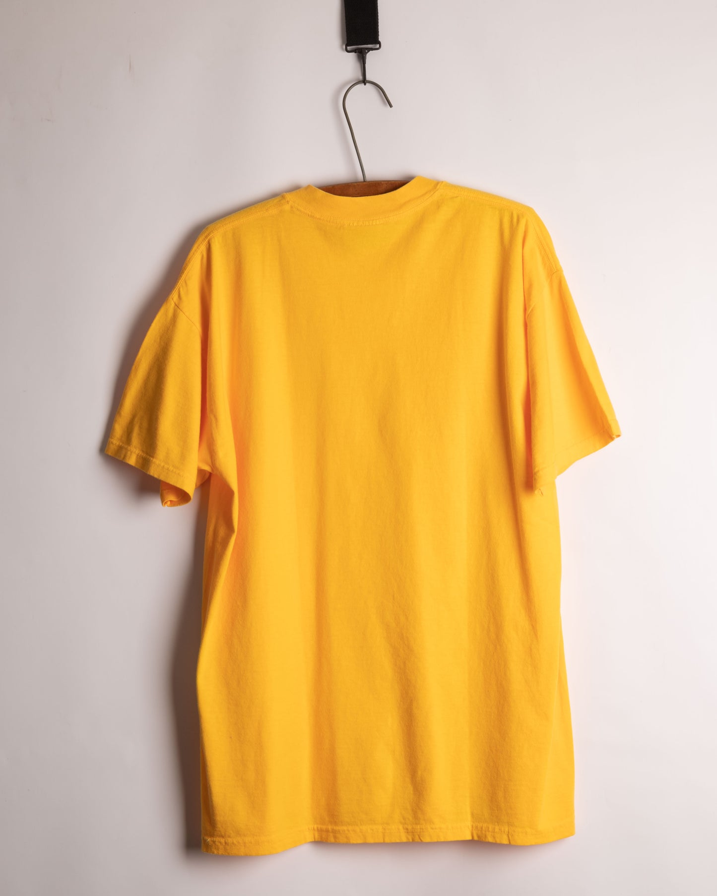 T-shirt jaune BOCA - fabriqué au Canada - grand