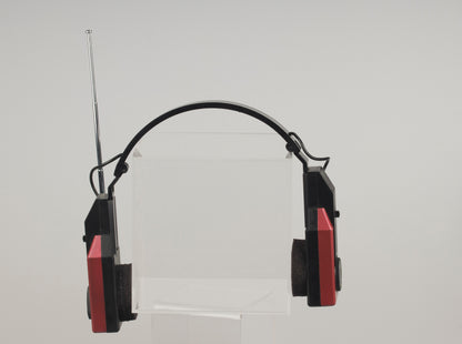 International vintage AM/FM headphone radio