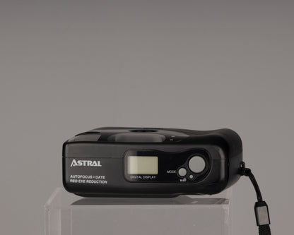 Appareil photo argentique Astral Delta Autofocus 35 mm avec étui