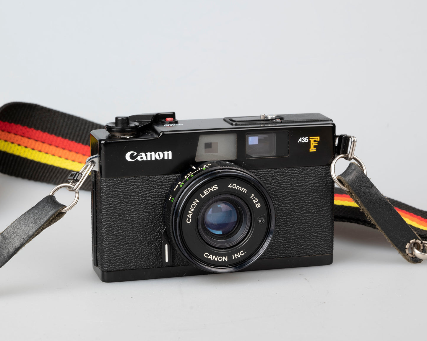 Appareil photo télémétrique Canon A35F 35 mm avec flash intégré avec étui (série 818578)