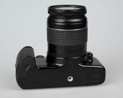 Reflex à film Canon EOS Rebel XS 35 mm avec objectif EF 28-80 mm (série 3405675)