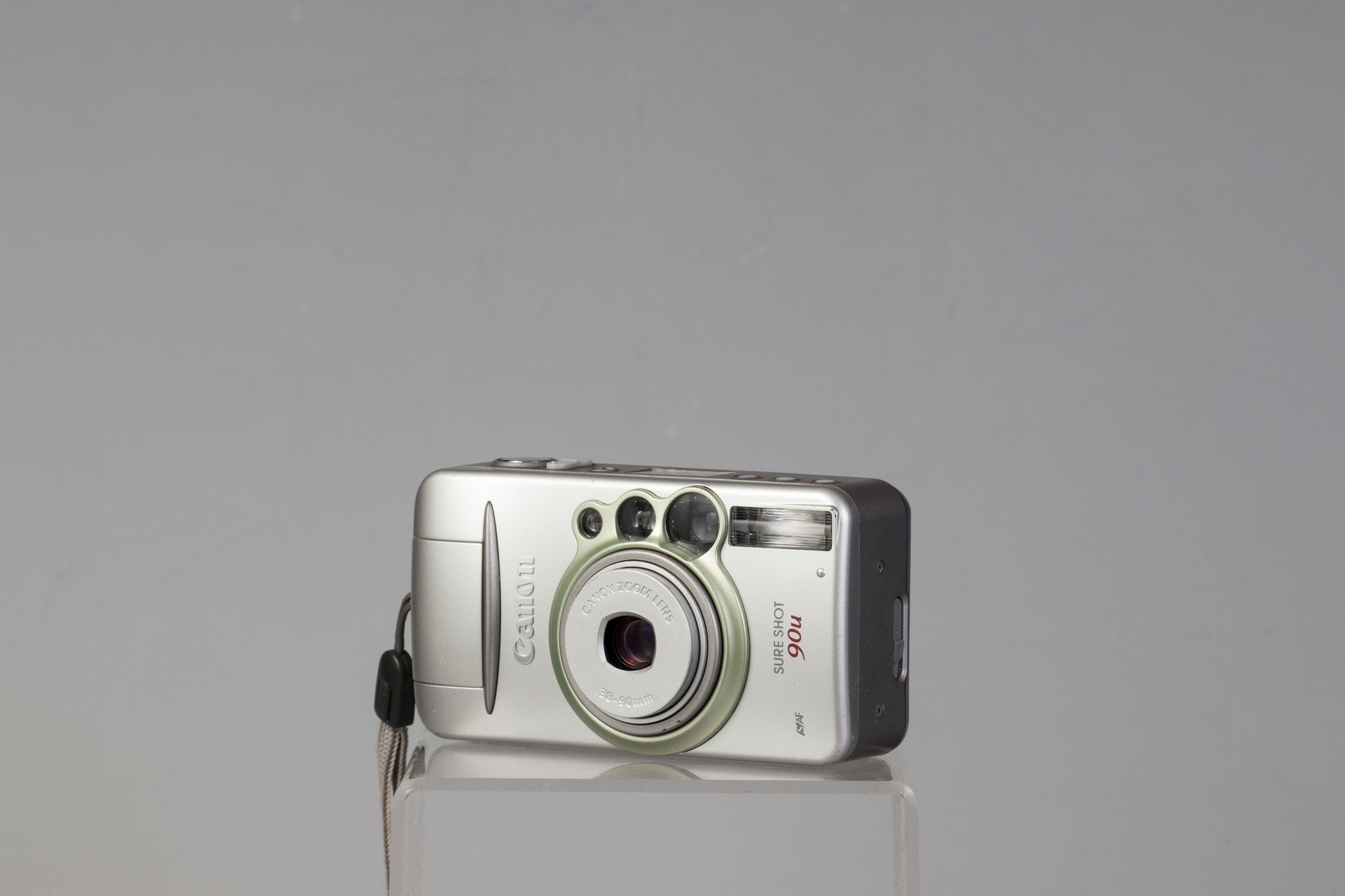 Canon Sure Shot 90u ultra-compact 35mm film camera
