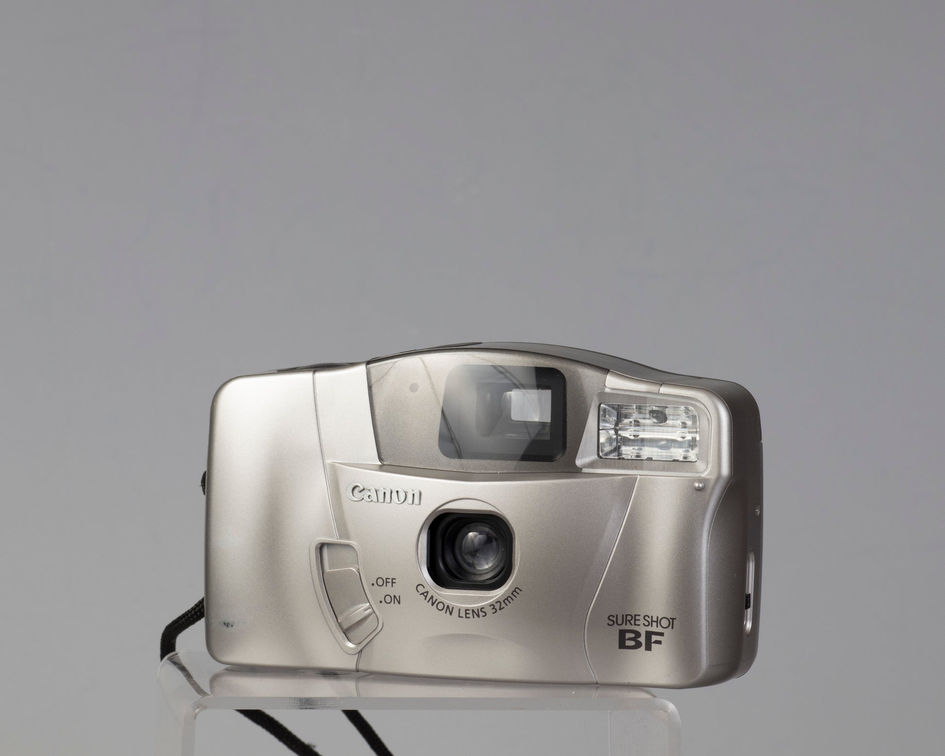Canon Sure Shot BF (circa 2000) a simple 35mm point-and-shoot with a very large and bright viewfinder