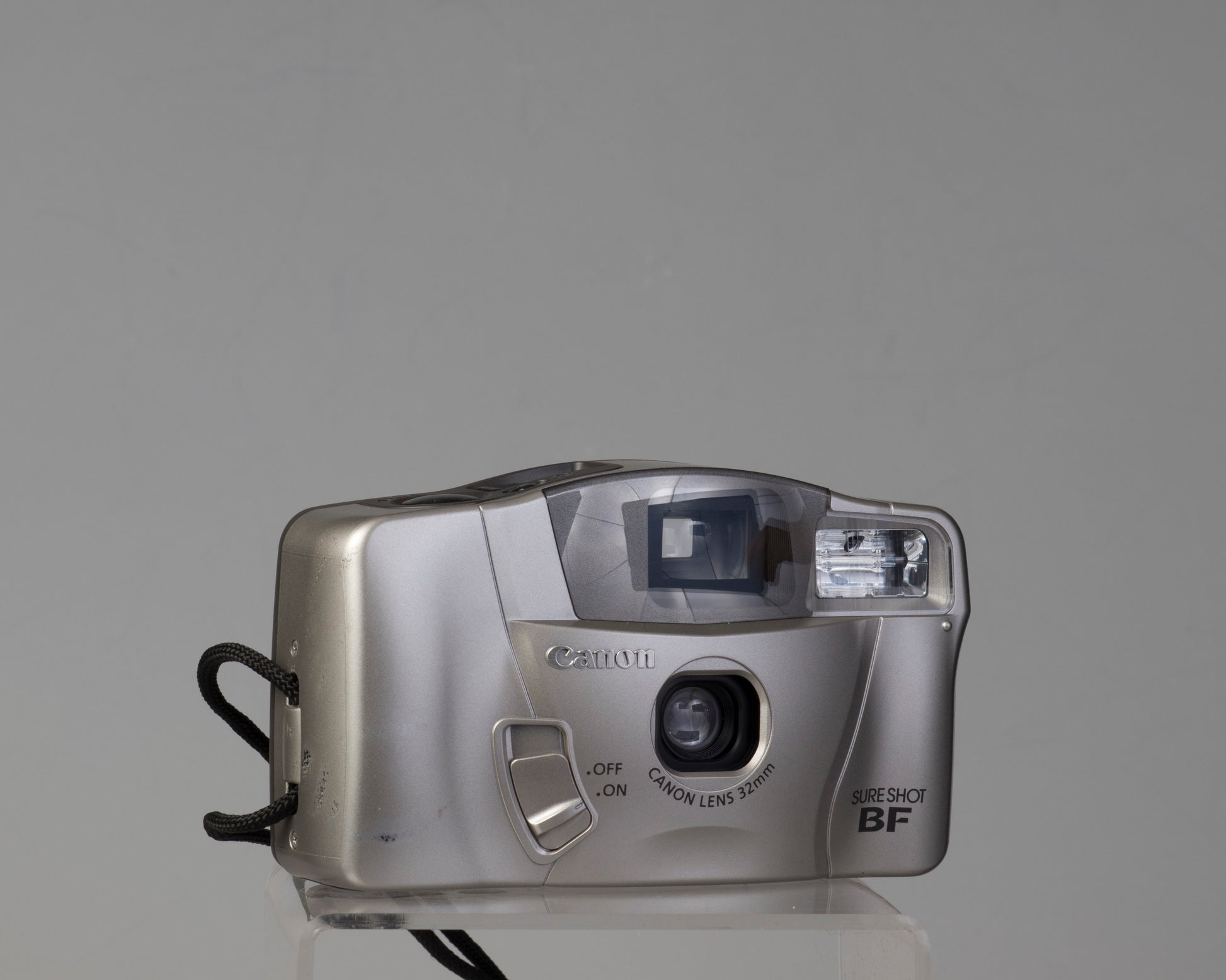 Canon Sure Shot BF (circa 2000) a simple 35mm point-and-shoot with a very large and bright viewfinder