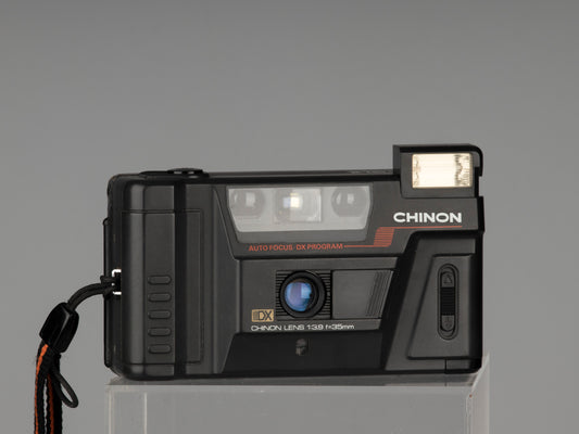Appareil photo argentique Chinon Auto GLX autofocus 35 mm avec étui