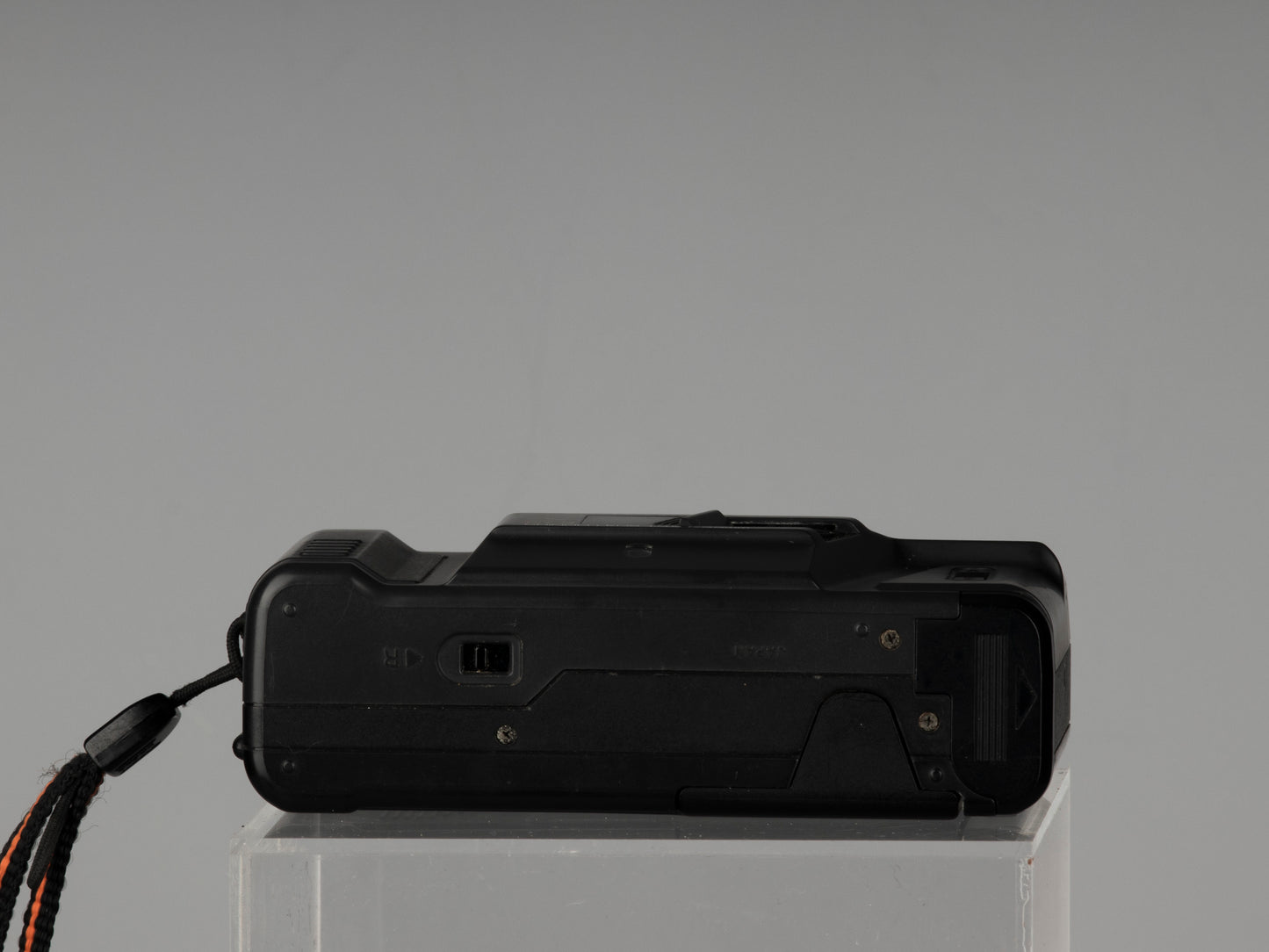 Chinon Auto GLX autofocus 35mm film camera with case
