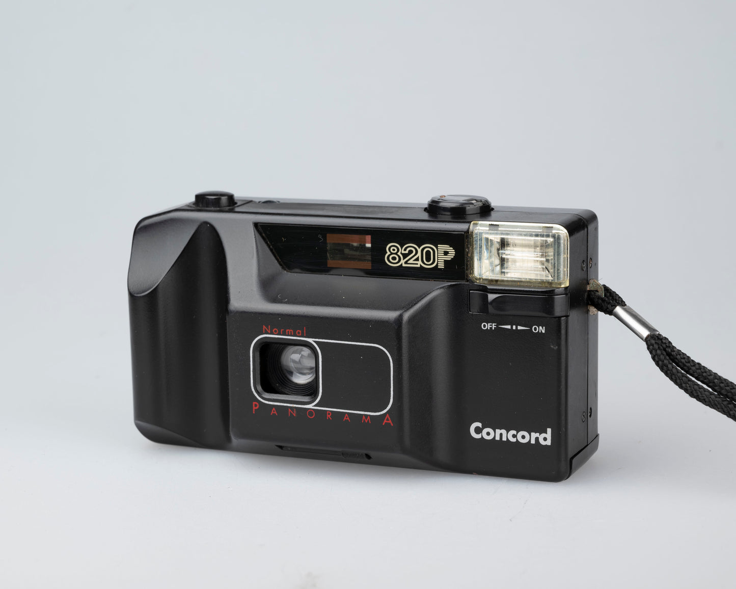 Appareil photo argentique Concord 820P 35 mm