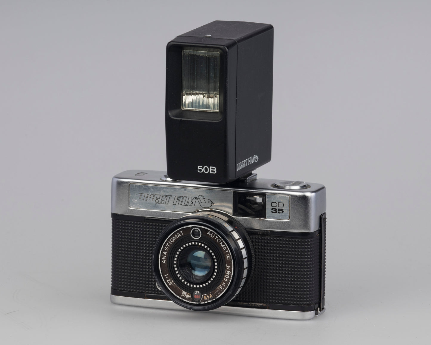 Direct Film CD35 (Halina 35-600) 35mm film camera w/50B flash