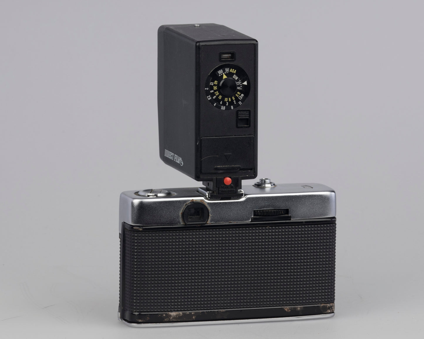 Direct Film CD35 (Halina 35-600) 35mm film camera w/50B flash