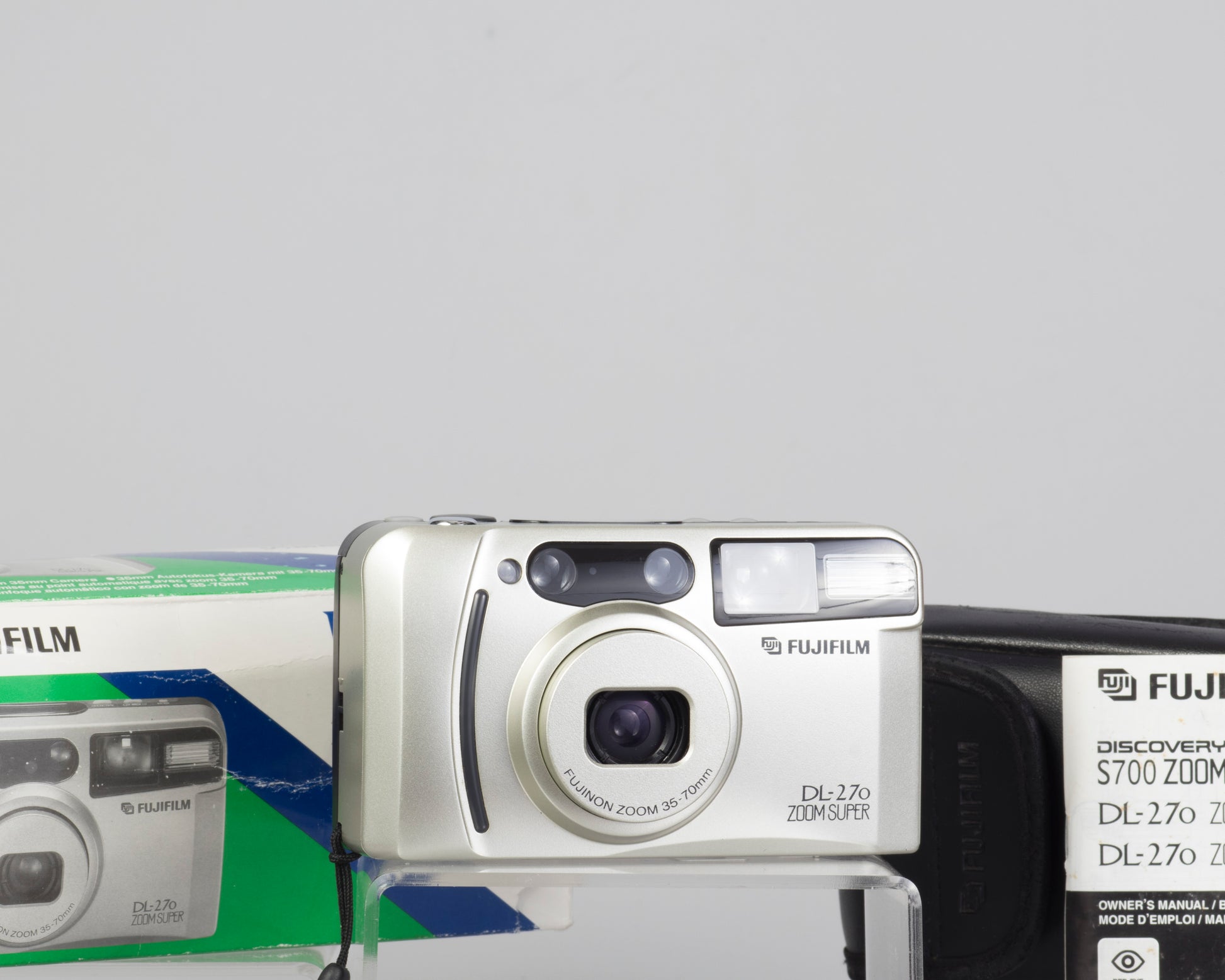 The Fujifilm DL-270 Zoom Super 35mm point-and-shoot camera