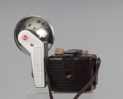 Kodak Brownie Holiday Flash avec support de flash et ampoule flash (utilise un film 127)