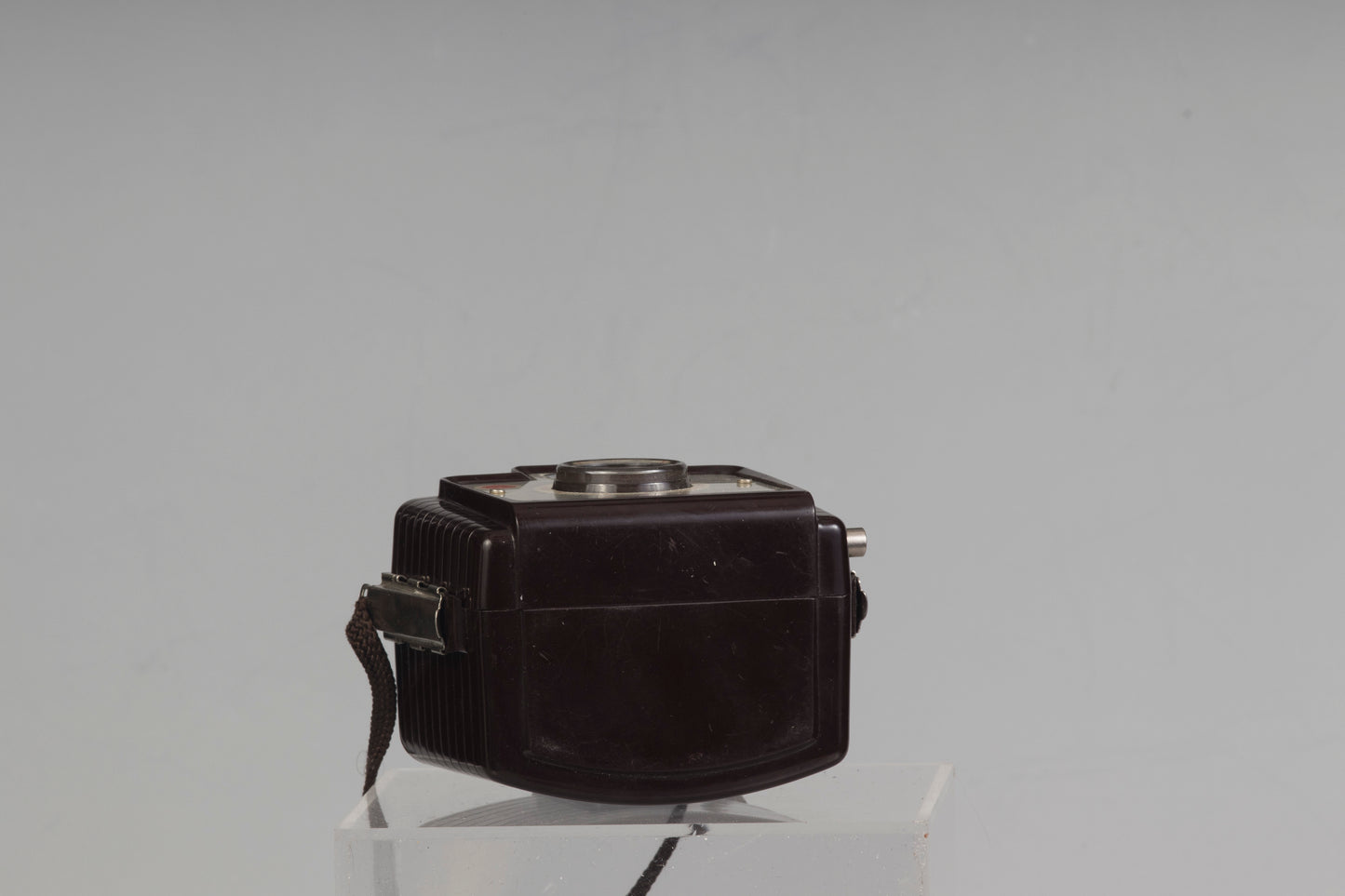 Kodak Brownie Holiday Flash avec support de flash et ampoule flash (utilise un film 127)