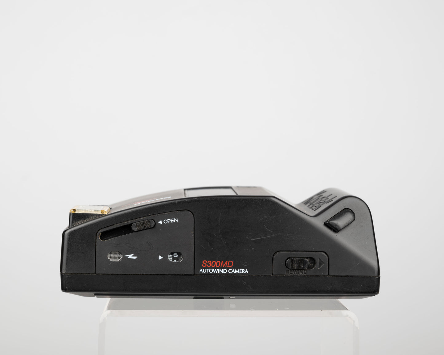 Kodak S-Series S300MD 35mm film camera (serial 0480050927)