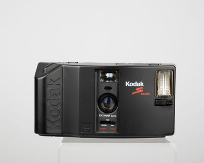 Kodak S-Series S300MD 35mm film camera (serial 0480050927)