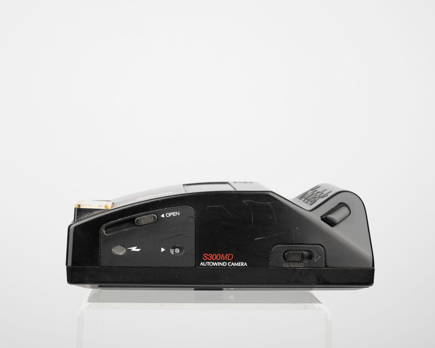 Kodak S-Series S300MD 35mm film camera (serial 048072565)