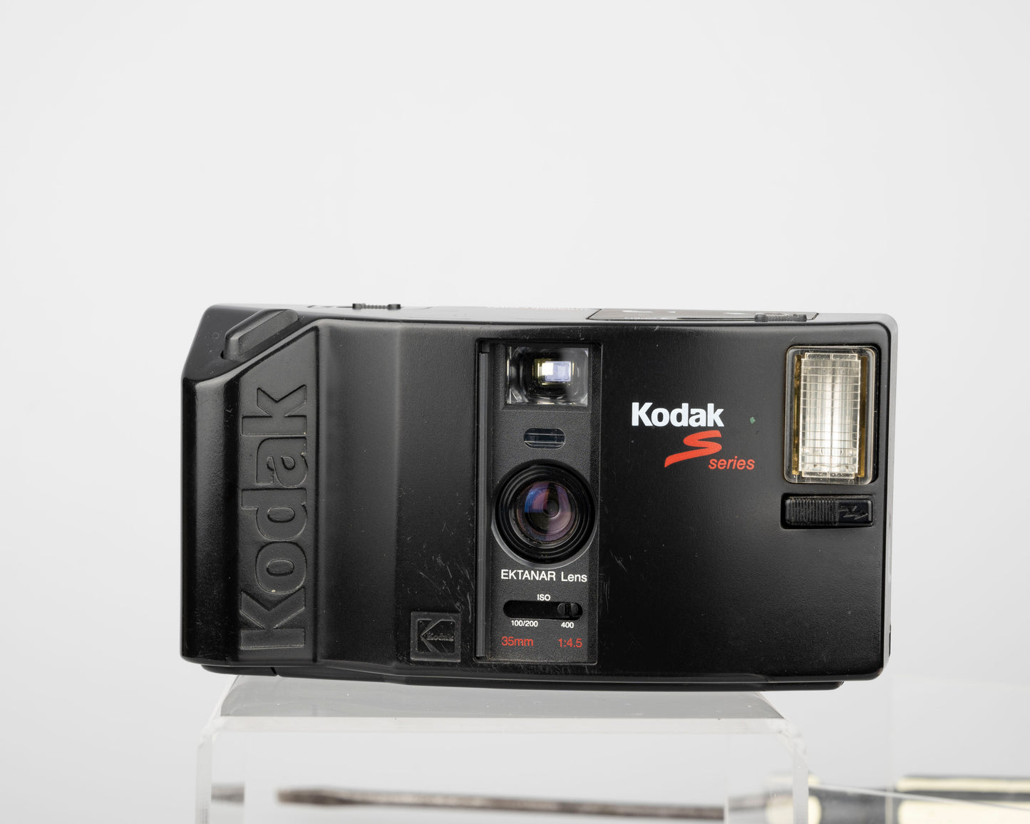 Kodak S-Series S300MD 35mm film camera (serial 048072565)