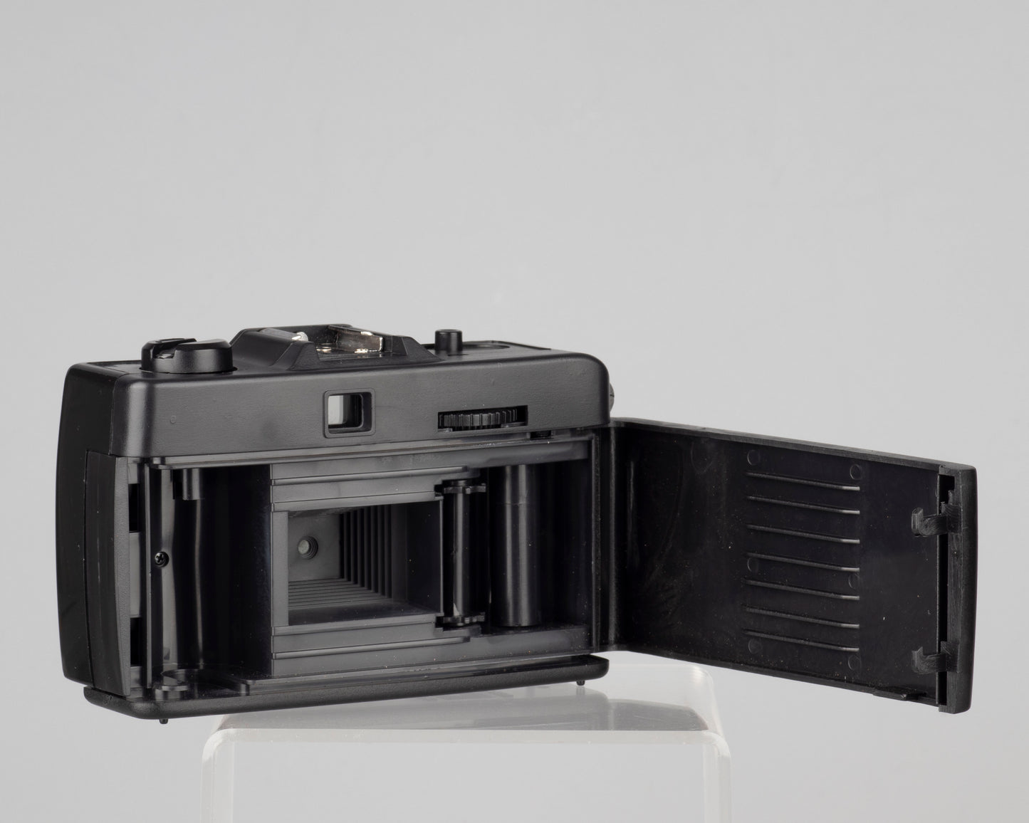 Meikai AR-4400 focus free 35mm camera