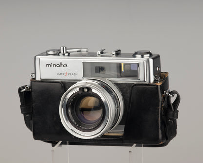 Minolta Hi-Matic 9 35mm rangefinder camera with original case