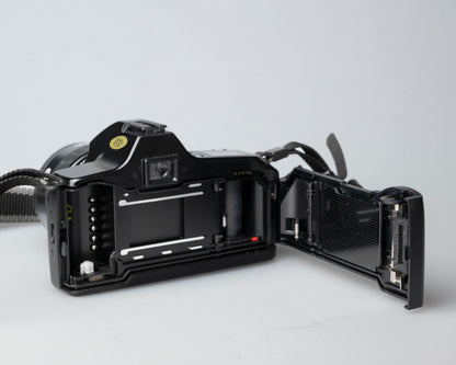 Minolta Dynax 3000i 35mm SLR w/ Minolta AF Zoom 35-70mm + Program D 314i flash