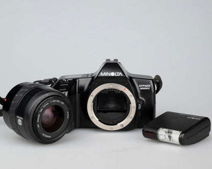 Minolta Dynax 3000i 35mm SLR w/ Minolta AF Zoom 35-70mm + Program D 314i flash