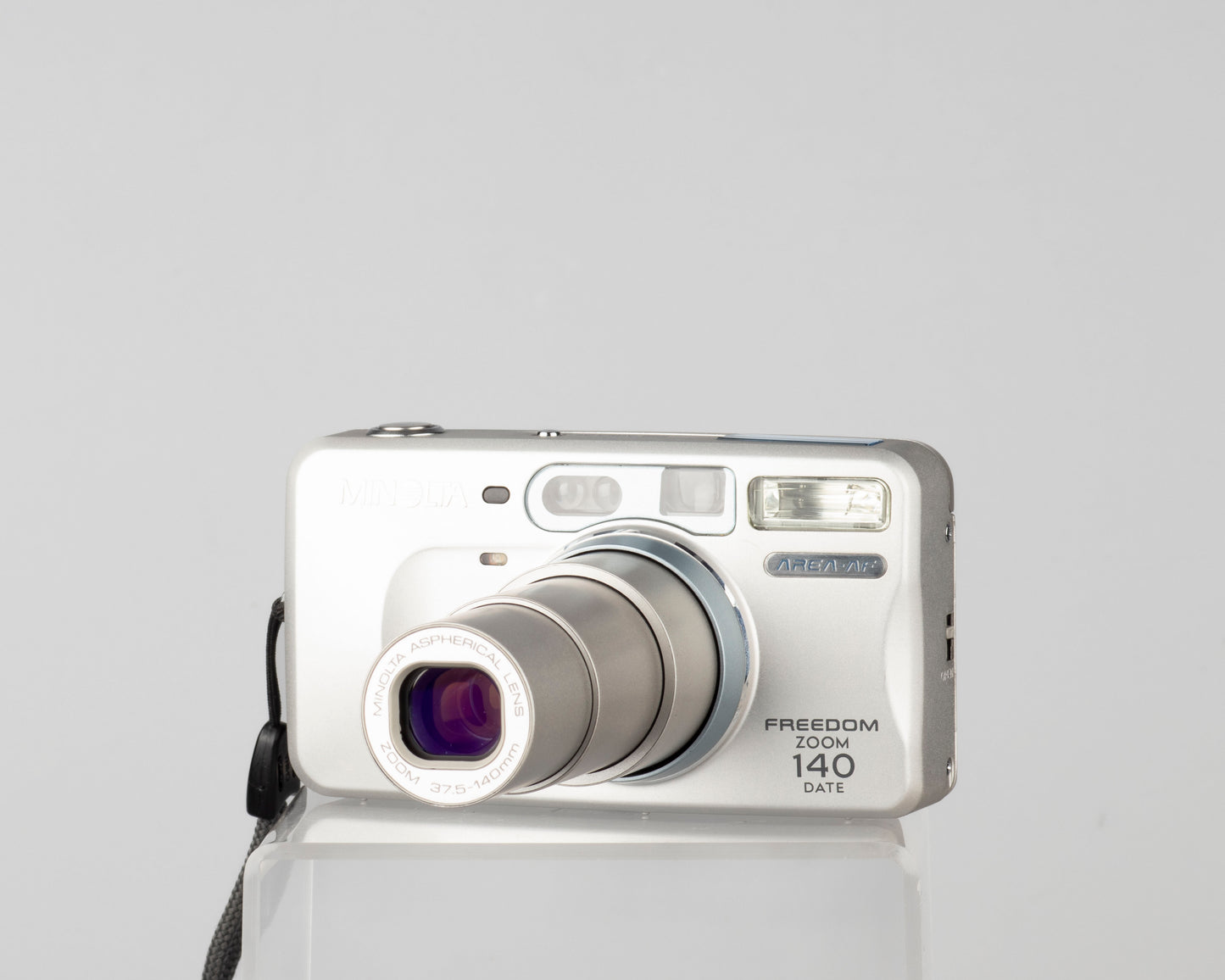Minolta Freedom Zoom 140 Date 35mm camera w/ case (serial 31310099)