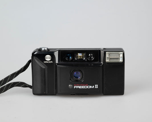 Minolta Freedom II Auto-focus 35mm point-and-shoot camera (serial 3835481)