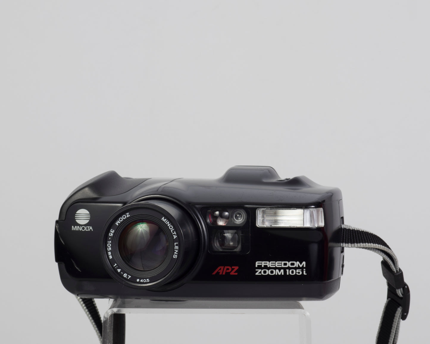 Appareil photo argentique Minolta Freedom Zoom 105i 35 mm (l'affichage du mode ne fonctionne pas)