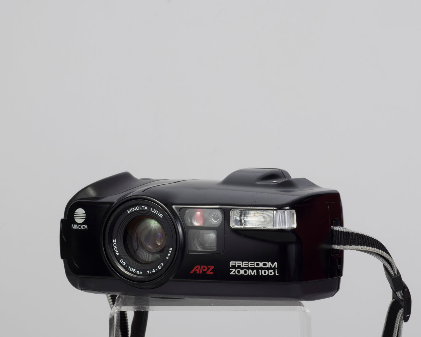 Appareil photo argentique Minolta Freedom Zoom 105i 35 mm (l'affichage du mode ne fonctionne pas)