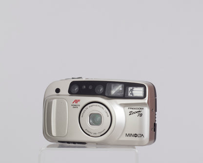 Appareil photo Minolta Freedom Zoom 70 Date 35 mm avec boîte, étui et manuel (nouveau stock ancien)