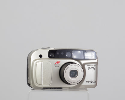 Appareil photo Minolta Freedom Zoom 70 Date 35 mm avec boîte, étui et manuel (nouveau stock ancien)
