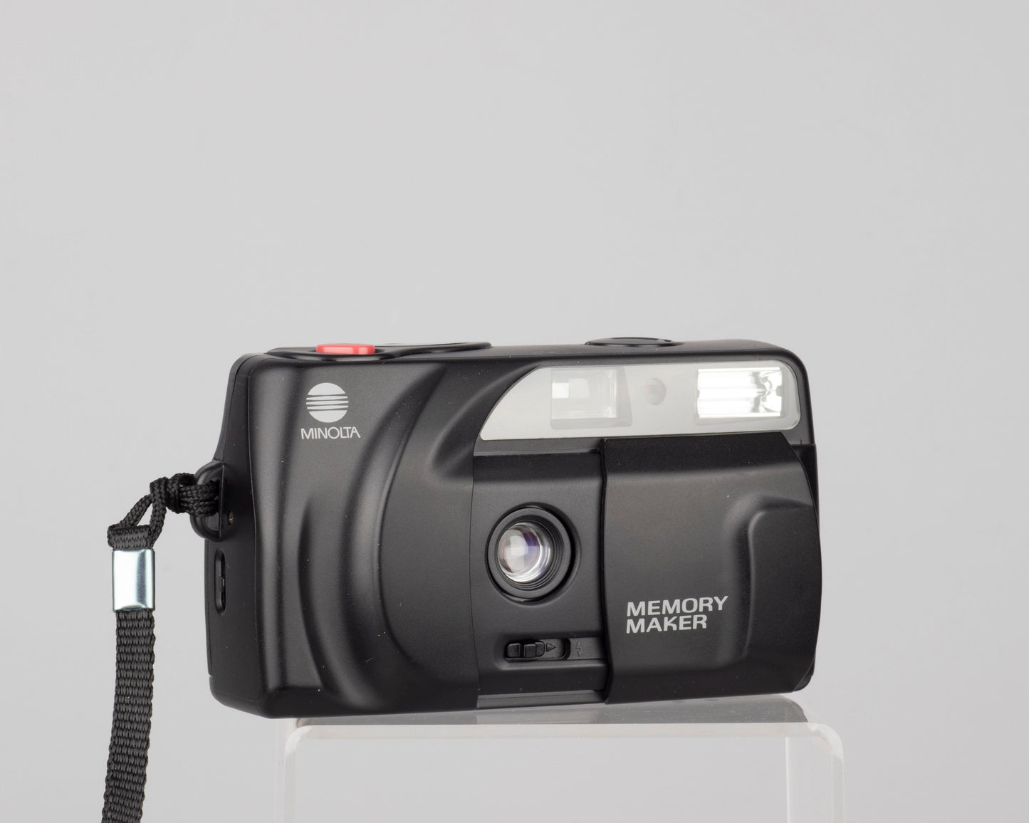 Minolta Memory Maker 35mm film camera (serial 5966302)