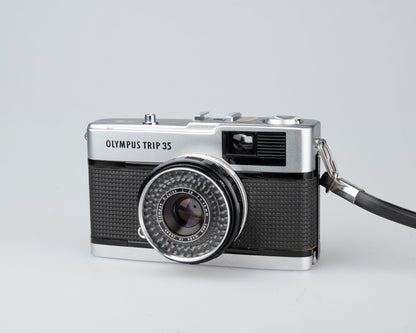 Olympus Trip 35 35mm camera (serial 1613265)