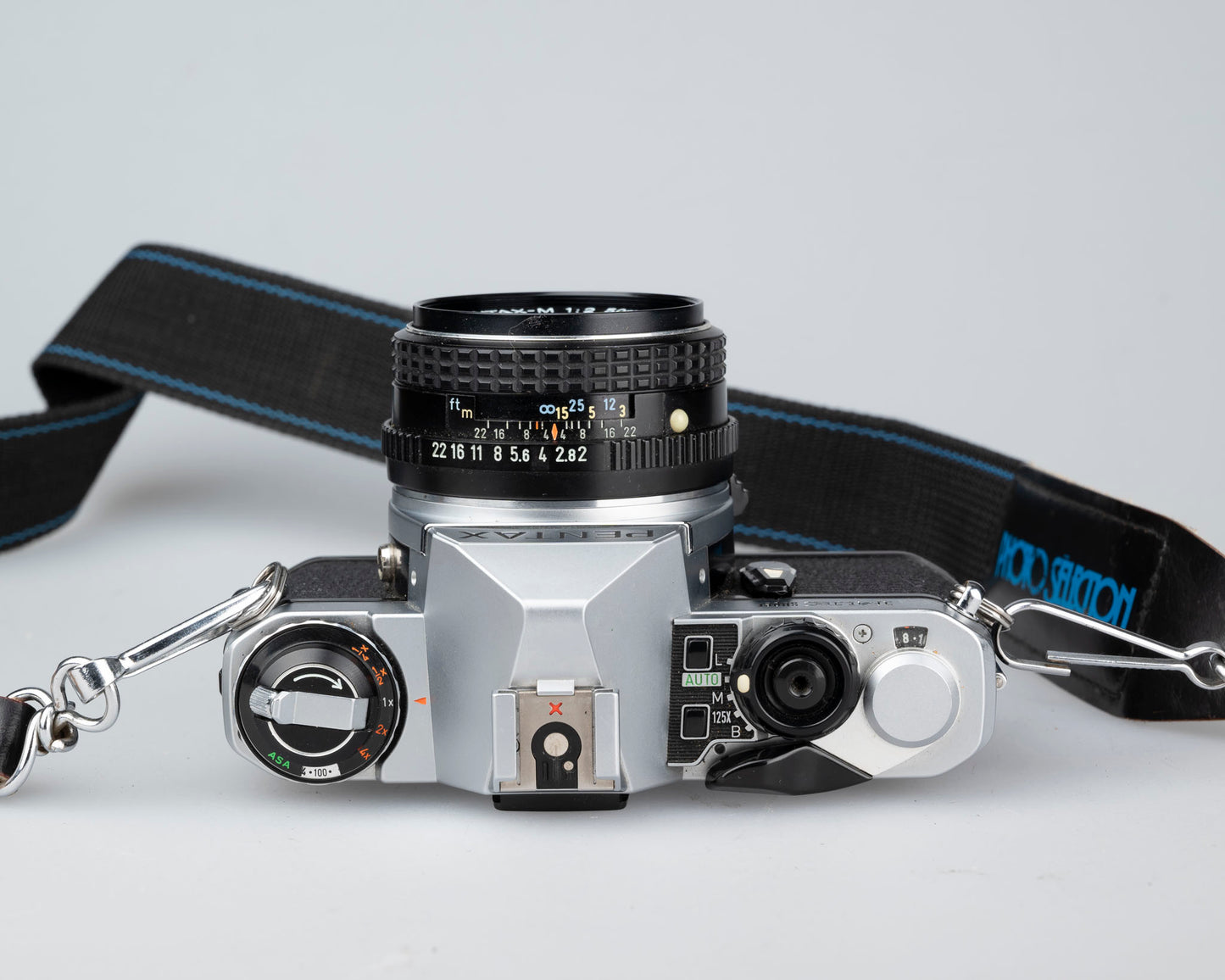 Pentax ME Super 35 mm SLR avec objectif SMC Pentax M 50 mm f2 avec manuel (série 3711601)
