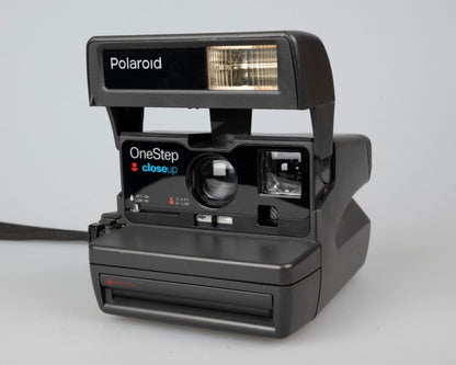 Polaroid OneStep Close-up 600 instant camera (serial F6M508VUVDDA)