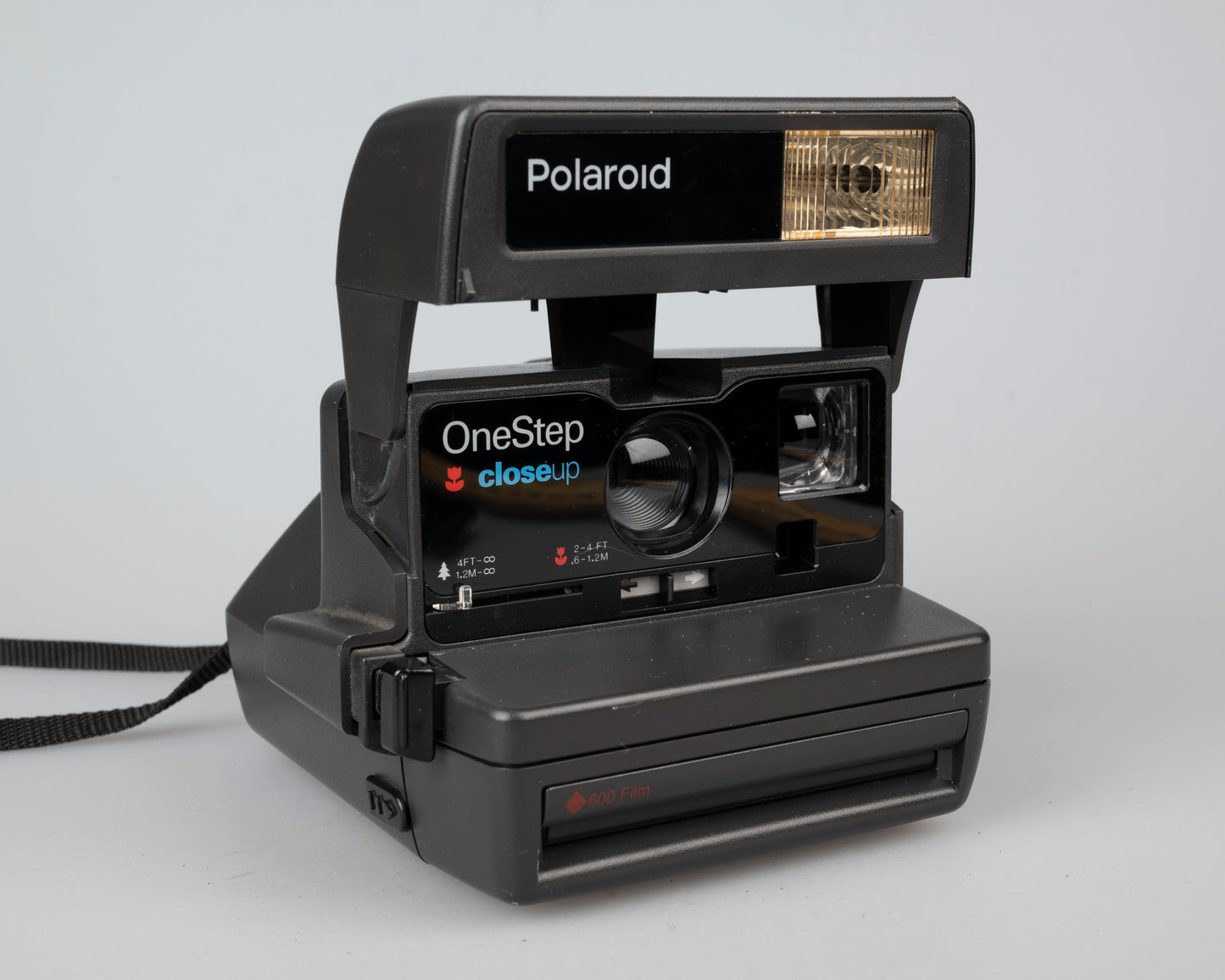 Polaroid OneStep Close-up 600 instant camera (serial F6M508VUVDDA)