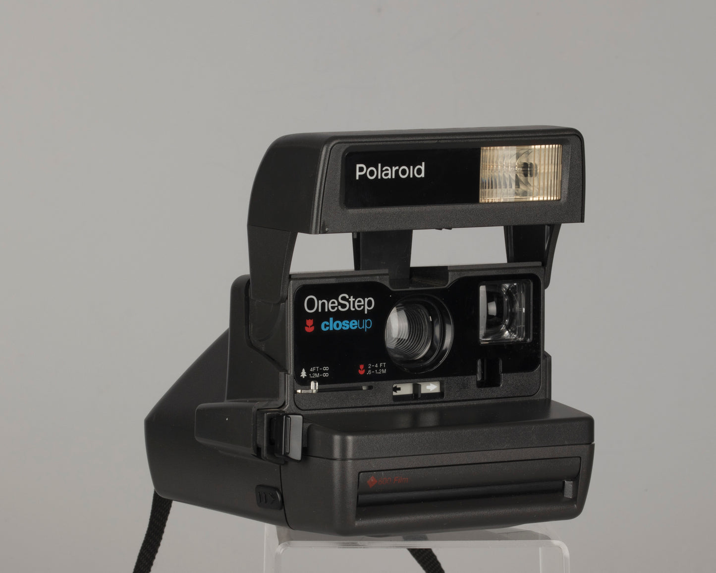 Polaroid OneStep Close-up 600 instant camera (serial L5R2WWTFVDDA)