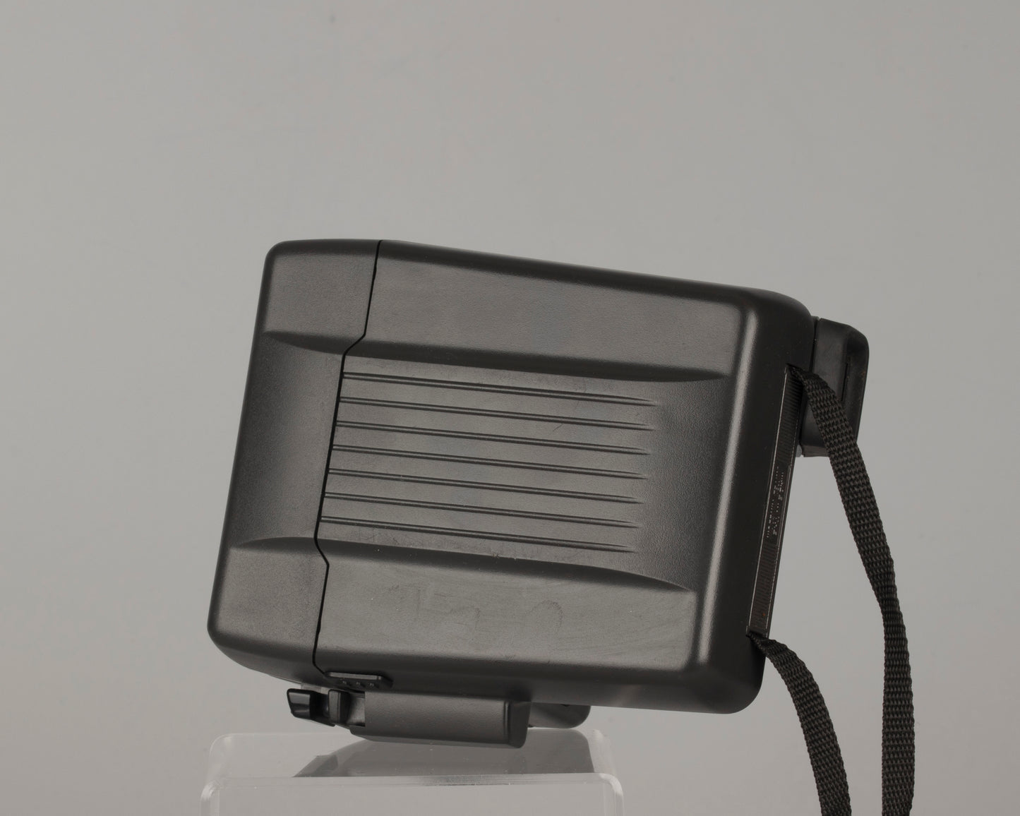 Polaroid OneStep Close-up 600 instant camera (serial L5R2WWTFVDDA)