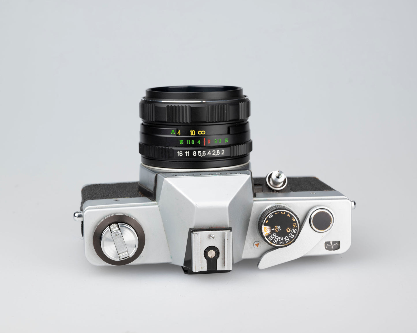 Appareil photo reflex Praktica L 35 mm avec objectif Helios-44M-6 58 mm f2