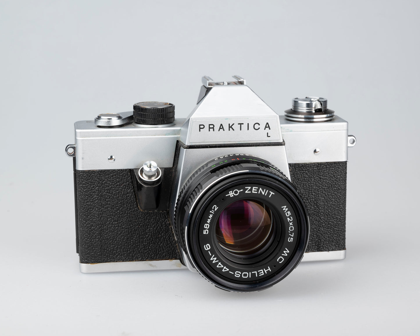 Appareil photo reflex Praktica L 35 mm avec objectif Helios-44M-6 58 mm f2